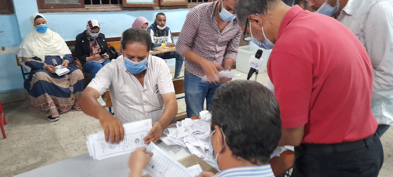 بدء فرز الأصوات