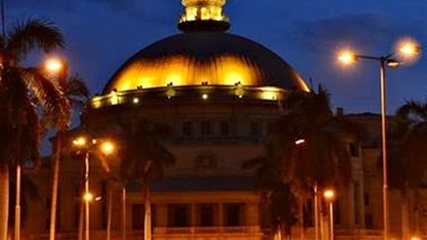 اداب القاهرة 