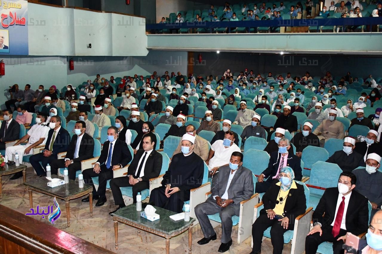محافظ الفيوم