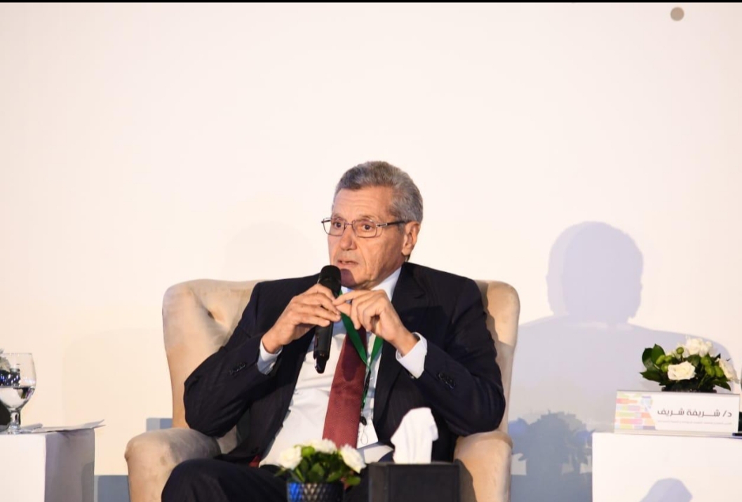 حسين أباظة، خبير التنمية المستدامة