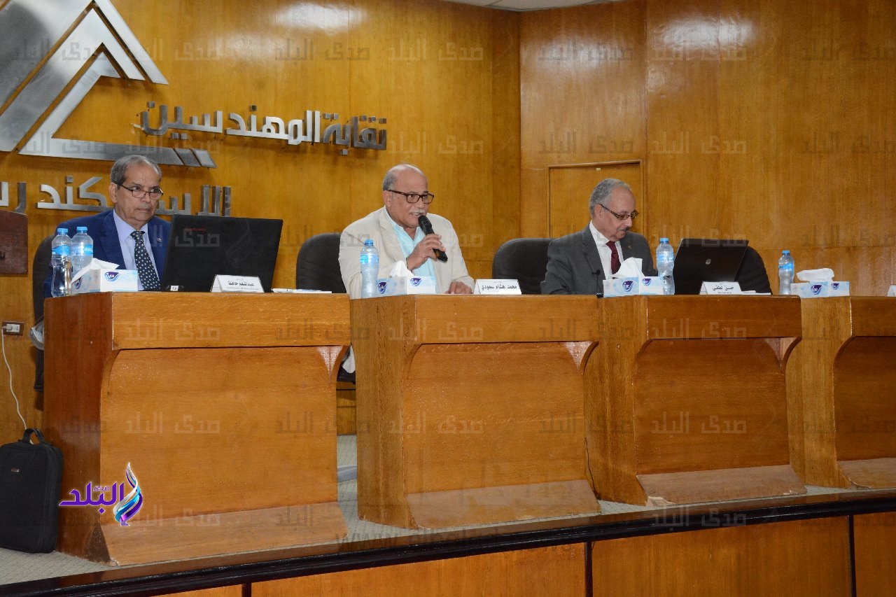نقيب المهندسين بالإسكندرية