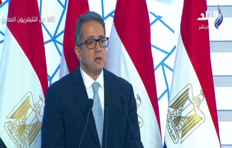 الدكتور خالد العناني وزير السياحة والاثار