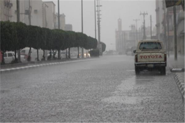 سقوط الامطار