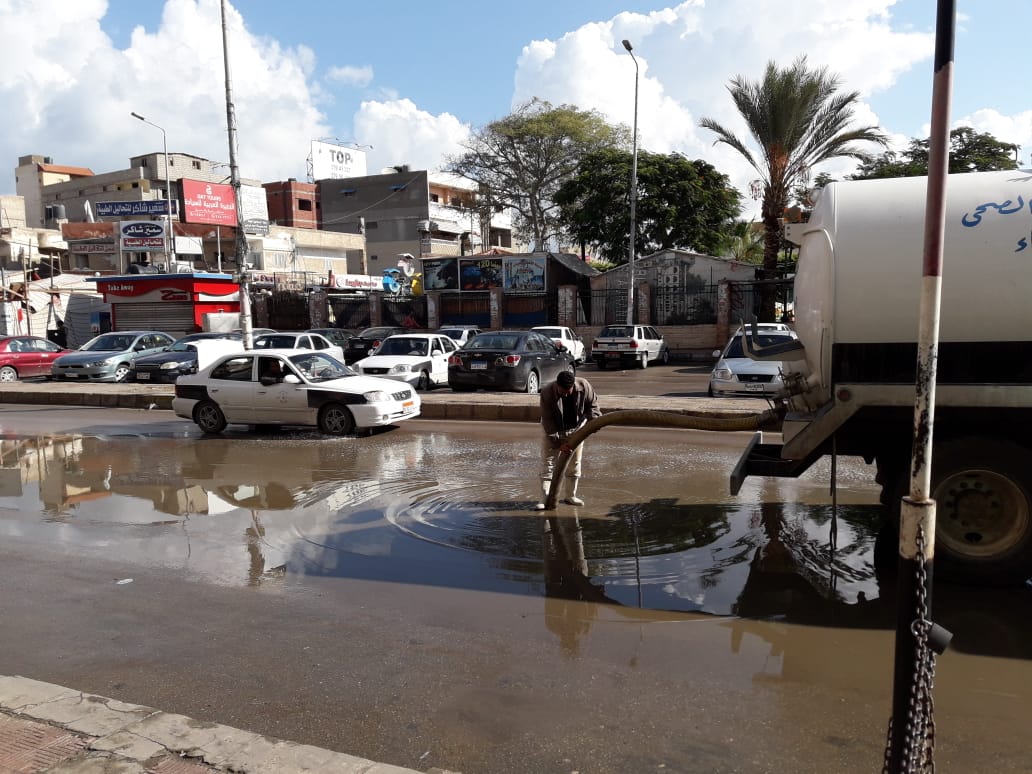 الأمطار في شوارع بئر العبد