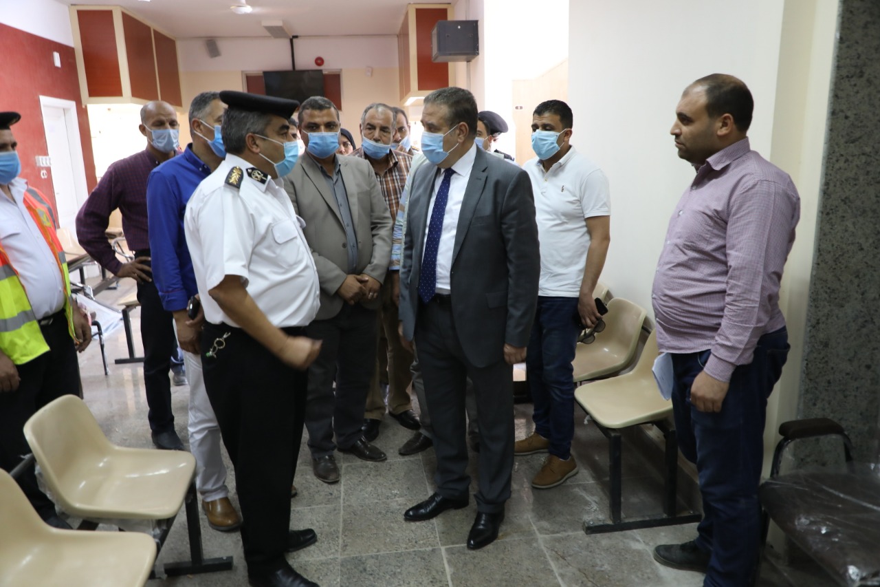 محافظ المنوفية يتفقد وحدة مرور قويسنا الجديدة