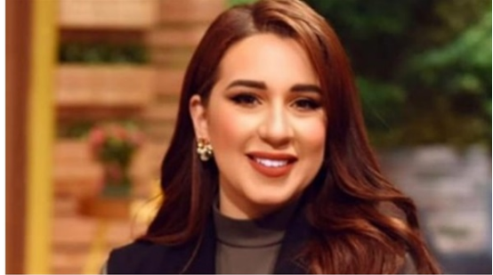  أسما شريف منير