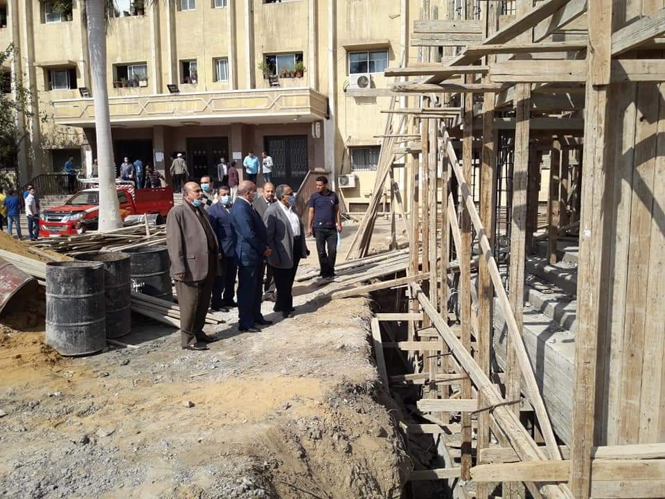 رئيس جامعة الأزهر يتفقد المسجد الجديد 