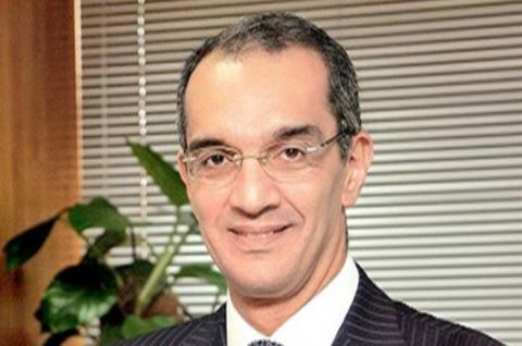 وزير الاتصالات 