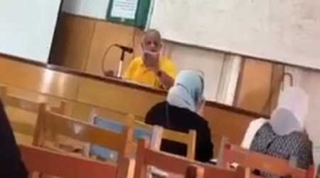 ذنب عظيم يستلزم التوبة.. حكم سب أو إهانة القرآن الكريم