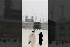 الأمطار تغرق الحرم المكي 