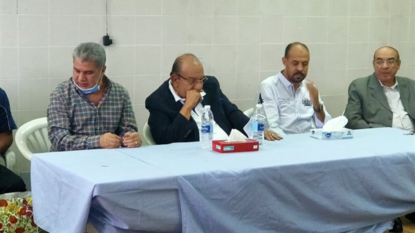 محمد عادل والنحاس 