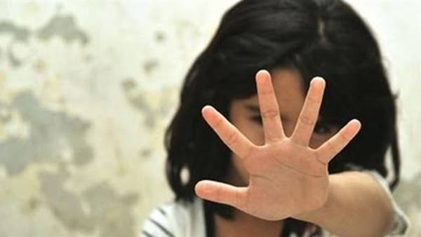 التعدى على طفلة