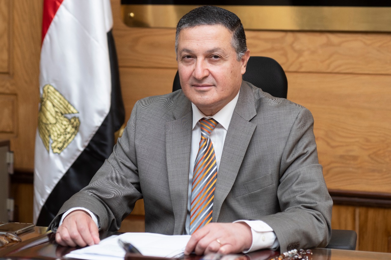 الدكتور جمال السعيد، رئيس جامعة بنها