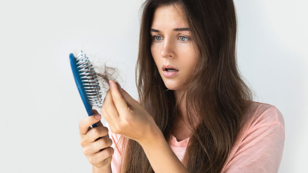 طرق علاج الشعر بعد التعافي من كورونا