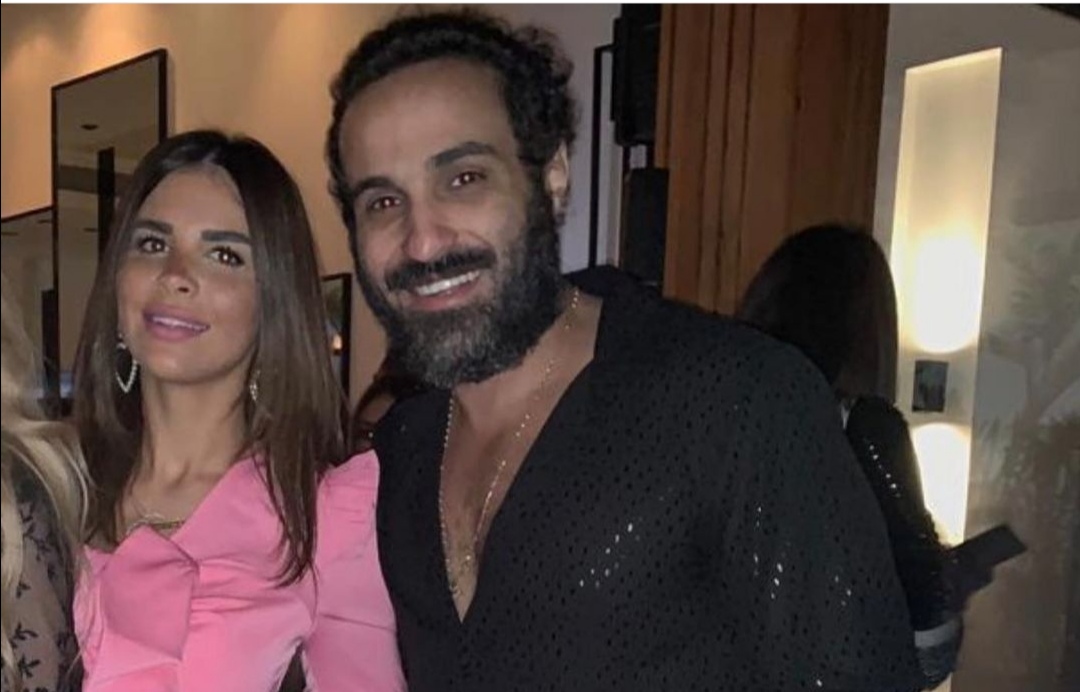 احمد فهمي وزوجة كريم فهمي 
