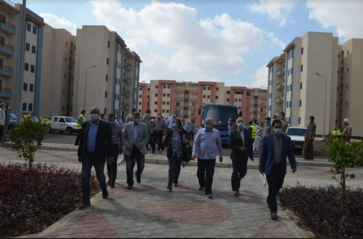 مسئولو "الإسكان" يتفقدون وحدات الإسكان الاجتماعي