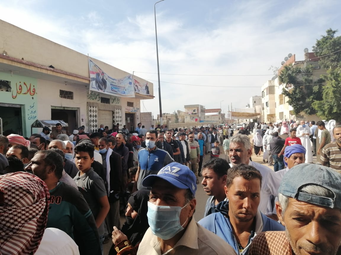 إقبال الناخبين على اللجان في شمال سيناء 
