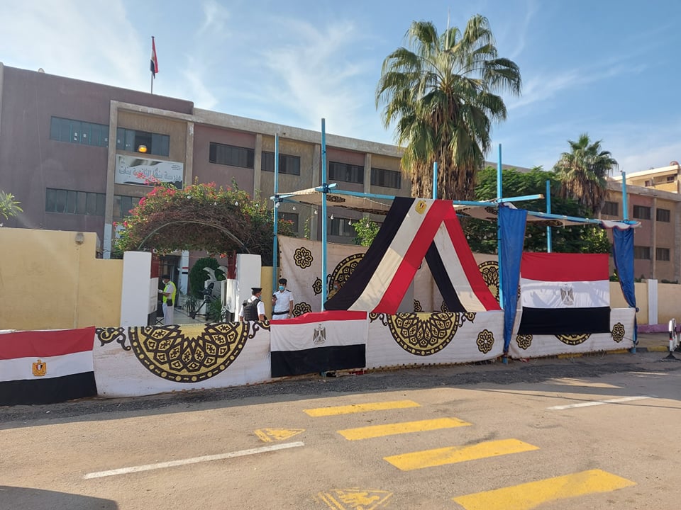 تجهيز المقار الانتخابية 