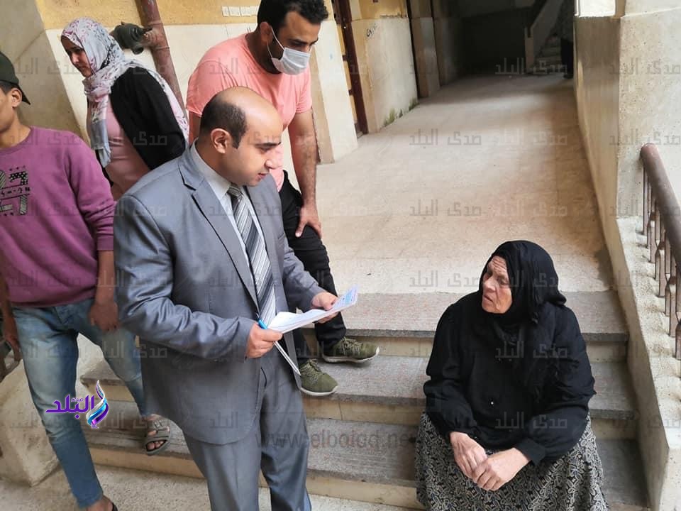 المستشار والسيدة