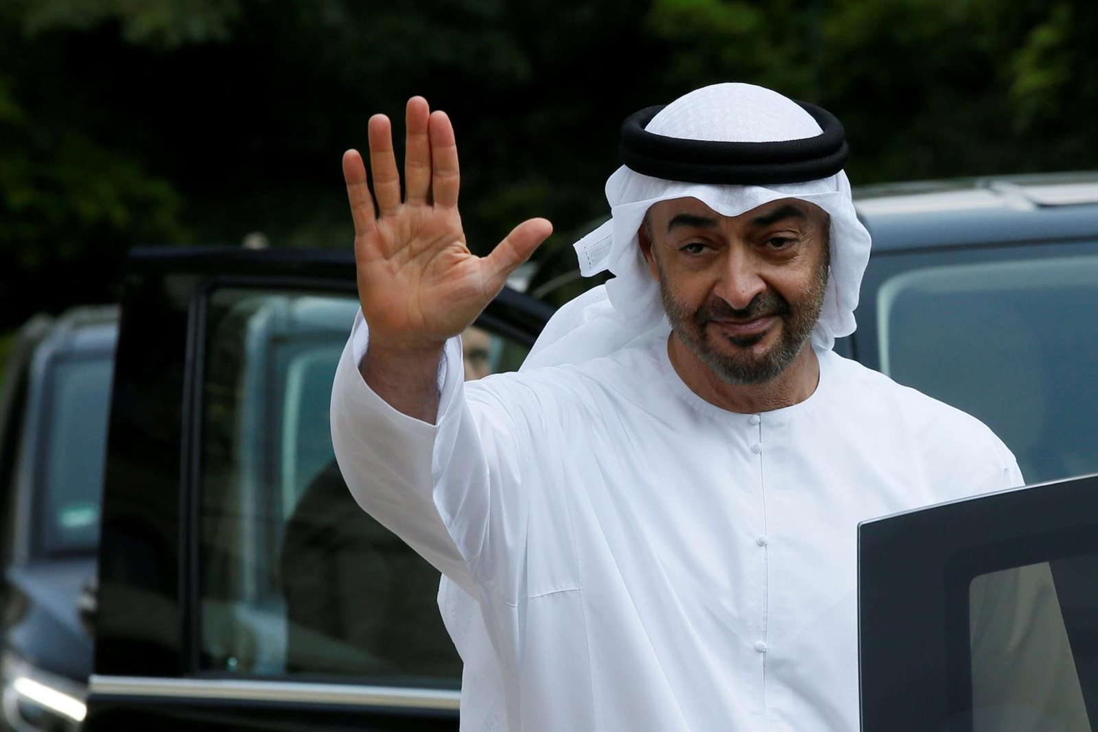 محمد بن زايد يهنئ بايدن بفوزه في الانتخابات الأمريكية