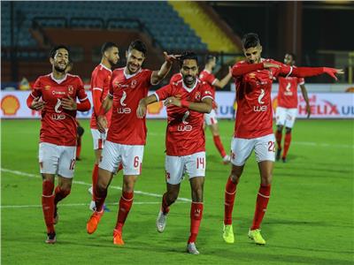 لاعبي الأهلي
