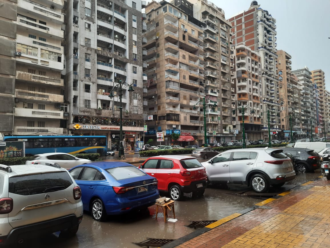سقوط الامطار في الاسكندرية 