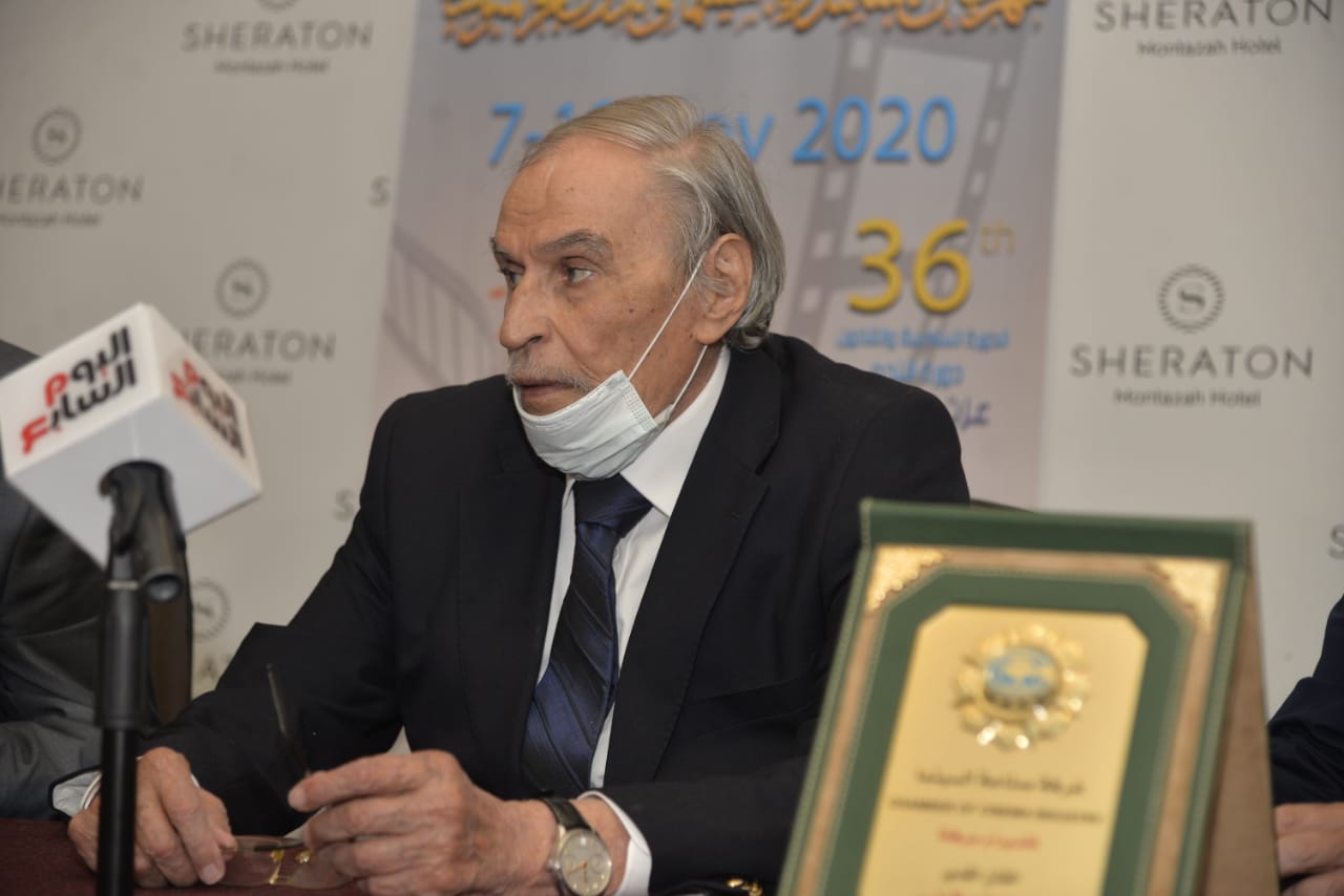 عزت العلايلي