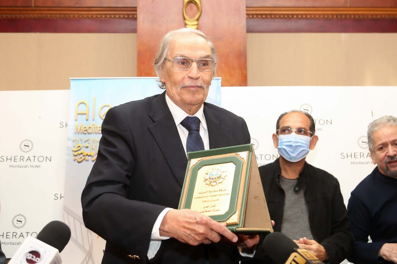 تكريم الفنان عزت العلايلي