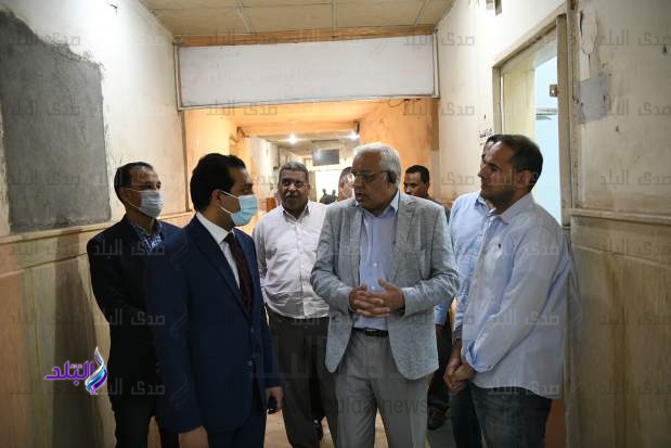 حازم عمر، نائب محافظ قنا