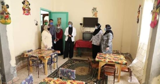 نائب محافظ الوادى الجديد تتفقد الحضانات بالخارجة
