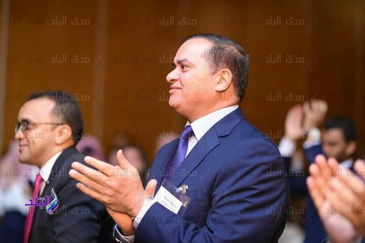 جانب من التهنئة