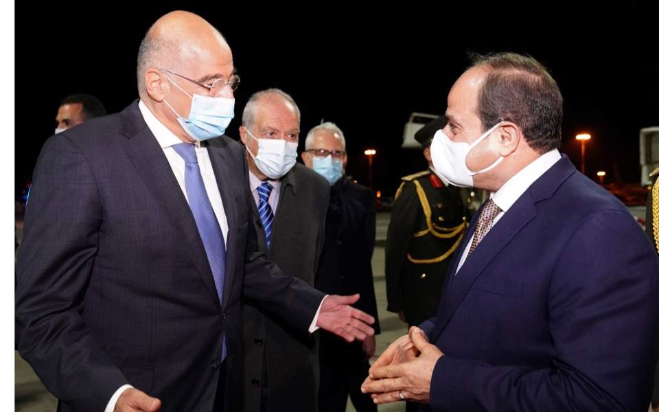 وصول السيسي إلى أثينا مؤشر على ربيع حقيقي في العلاقات بين ال