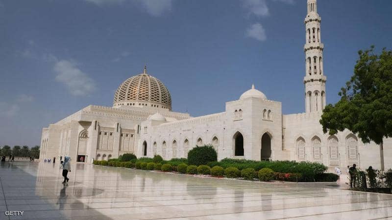 سلطنة عمان تقرر فتح المساجد والجوامع الأحد سلطنة عمان تقرر فتح المساجد والجوامع الأحد