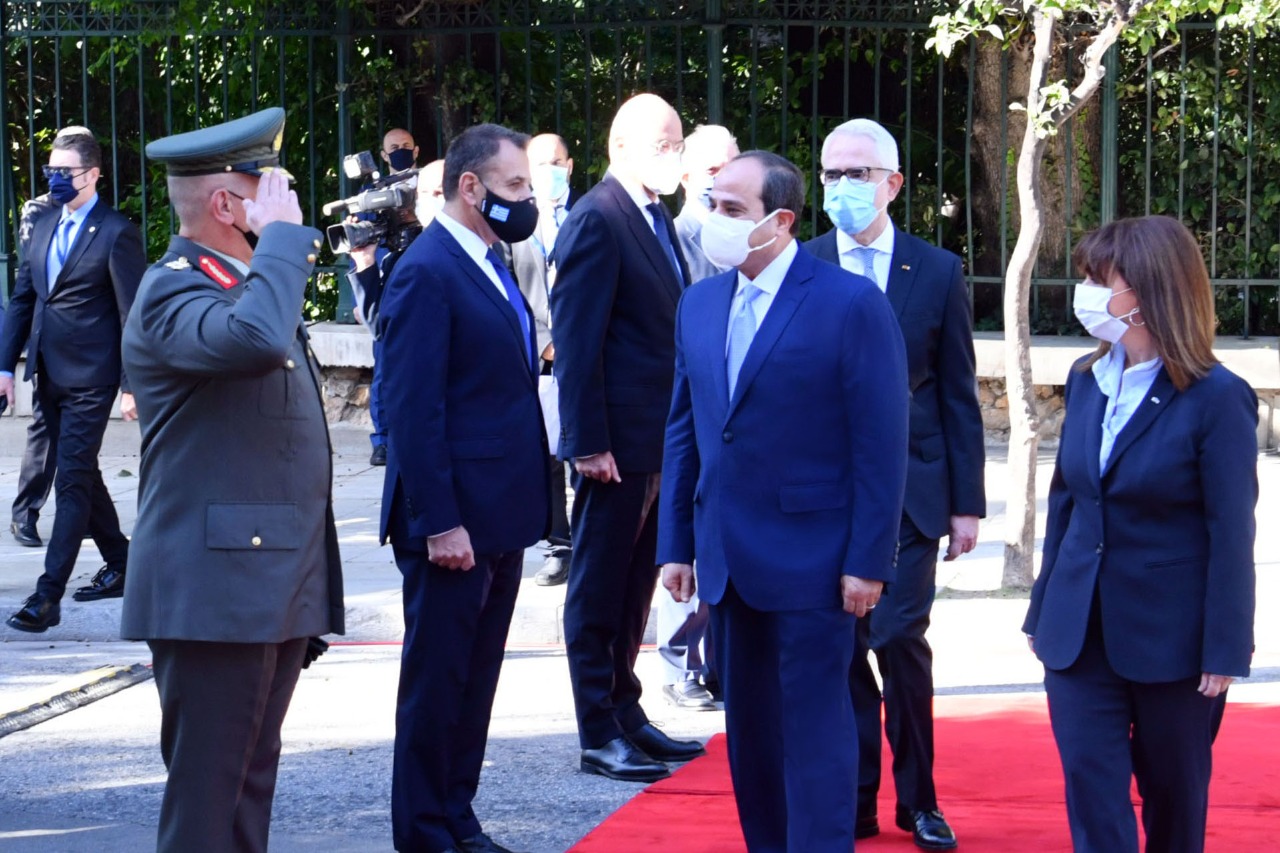 الرئيس السيسي يزور اليونلن