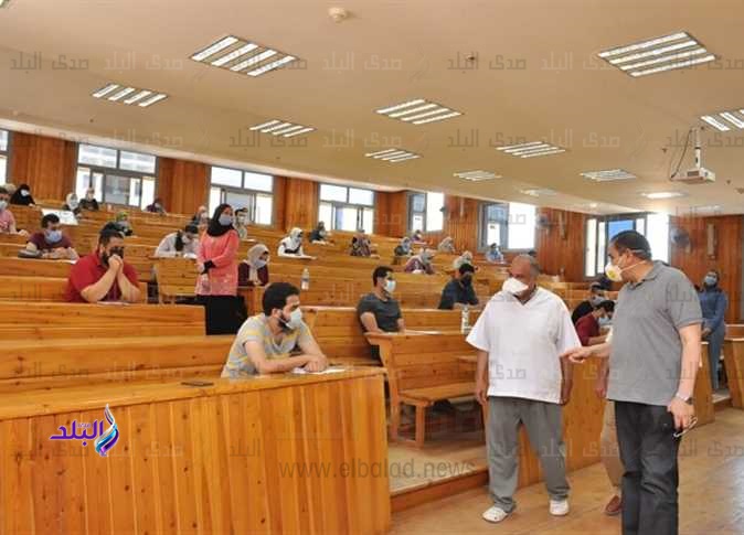امتحانات الجامعات