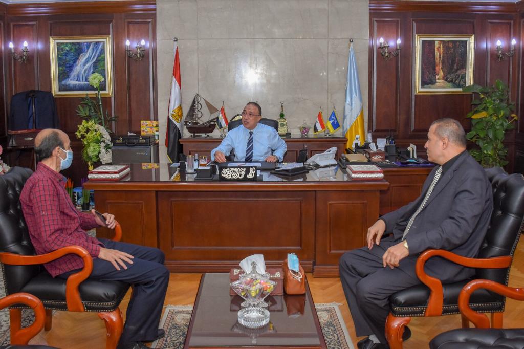 محافظ الإسكندرية يتخذ إجراءات قانونية ضد المقصرين