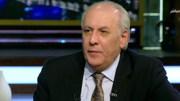 أسامة عبد العزيز 