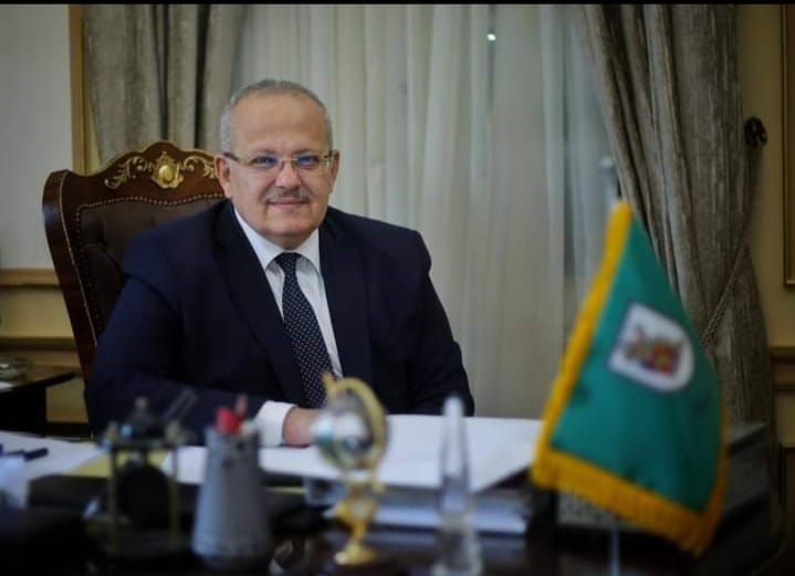 رئيس جامعة القاهرة 