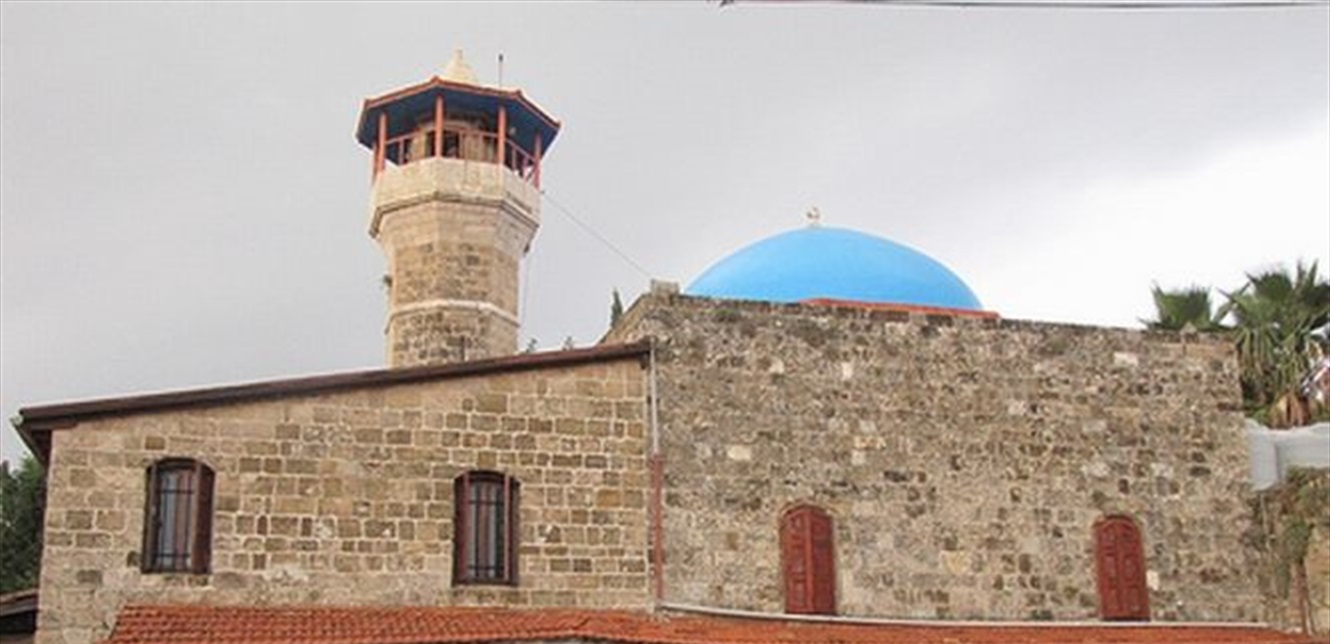 اعتداء على مسجد في جبيل