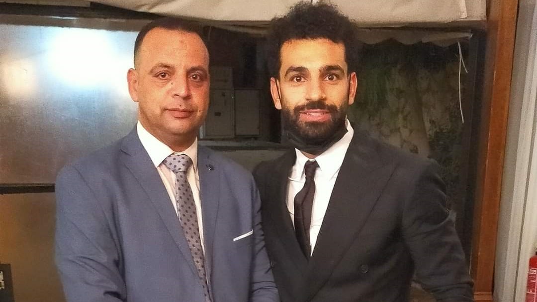 محمد صلاح مع خاله 