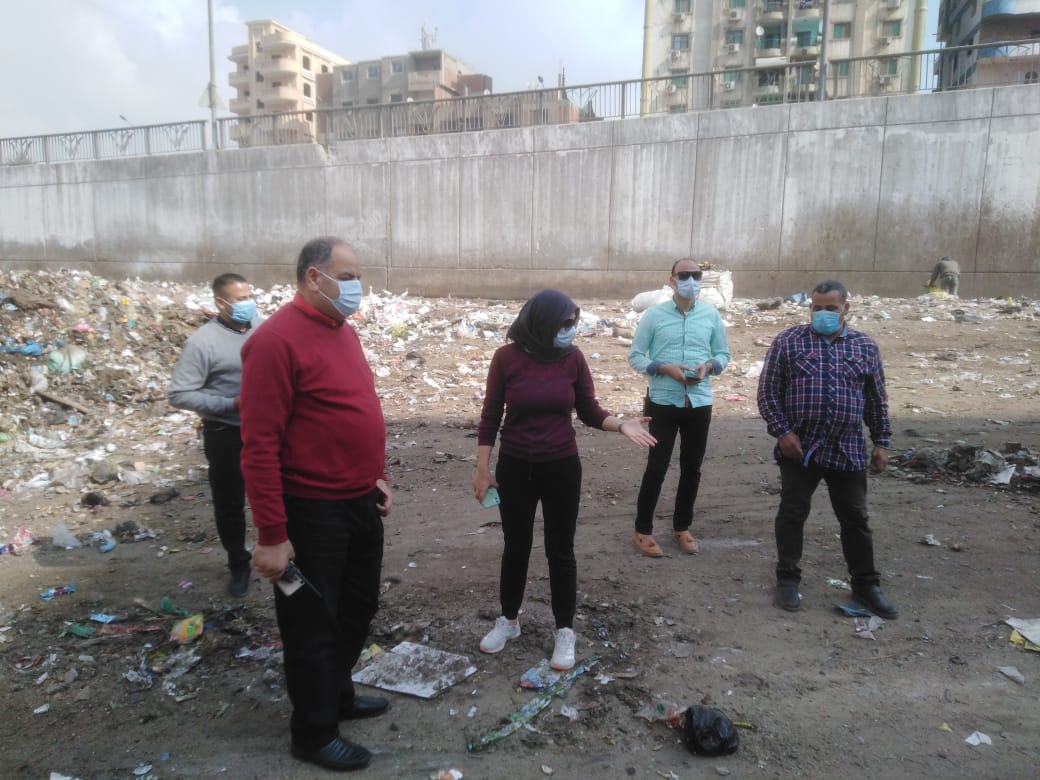 نائب محافظ القليوبية خلال الجولة 