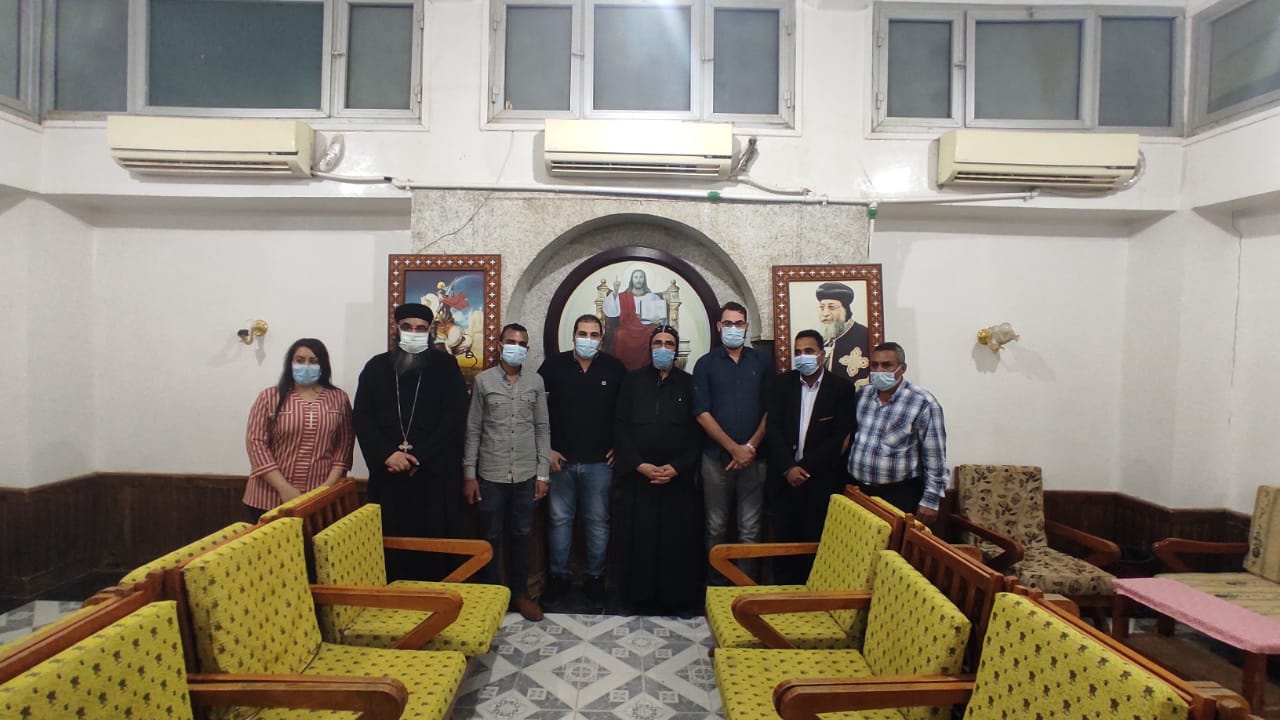 وفد من مستشفى أرمنت يزور دير مارجرجس بالرزيقات  وفد من مستشفى أرمنت يزور دير مارجرجس بالرزيقات