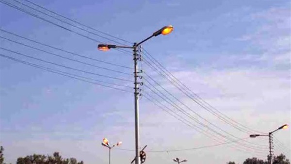 اعمدة الكهرباء 