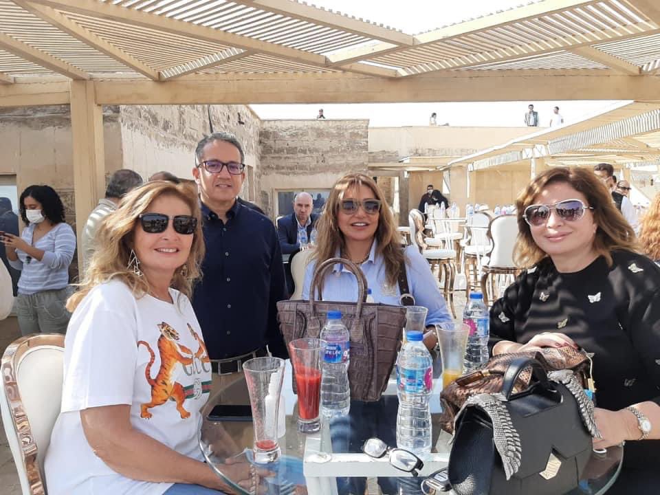يسرا مع الهام شاهين وليلى علوى 
