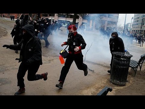 مظاهرات