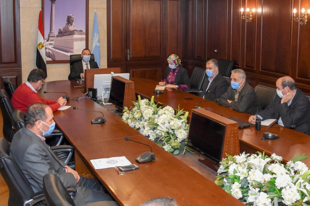 اجتماع محافظ الاسكندرية 
