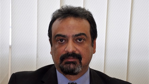 الدكتور حسام عبد الغفار 