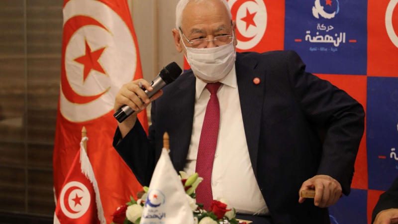 "النهضة" التونسية تؤجل مؤتمرها بعد موجة انسحابات وخلافات