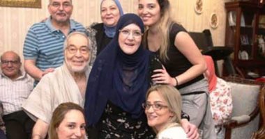 الفنان حسن يوسف وعائلته