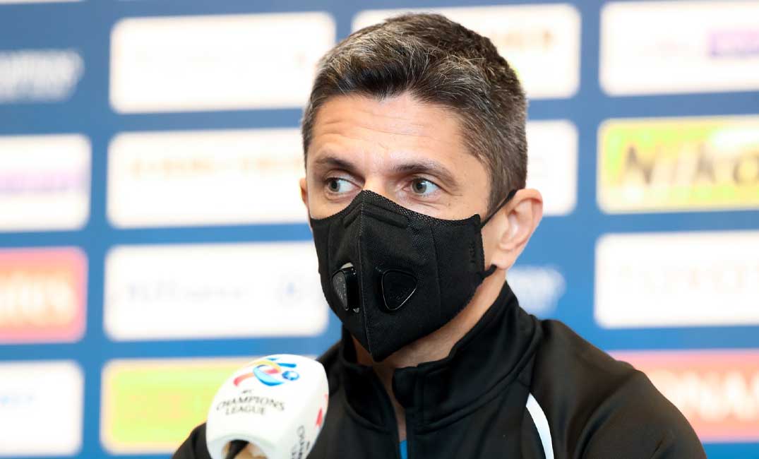 لوشيسكو مدرب الهلال السعودي